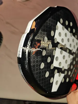 Pala Padel Adidas Metalbone HRD