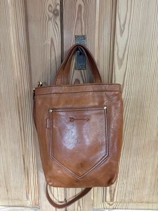 Bolso de piel marrón de mercules.