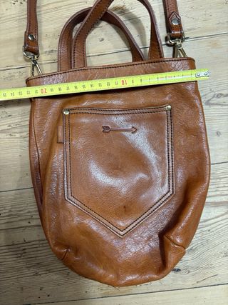 Bolso de piel marrón de mercules.