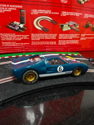 Coche Scalextric Ford GT 40