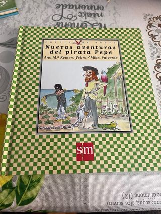 Piratas de jabón (Cuentos De Ahora) (Spanish Ed...