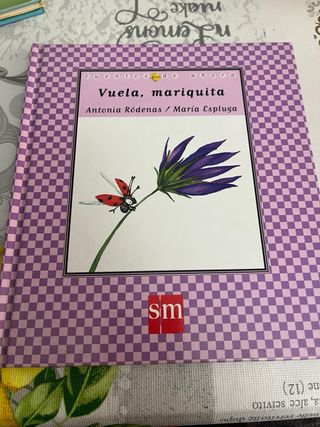 Piratas de jabón (Cuentos De Ahora) (Spanish Ed...