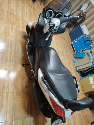 Yamaha X-MAX 125 Scooter Maxi Automática
