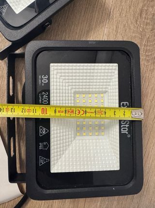 Focos LED ExtroStar 30W RGB Control Remoto