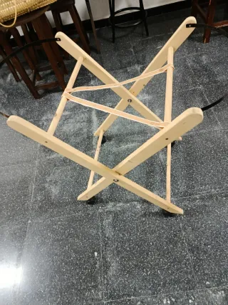 Moisés de ratán con soporte