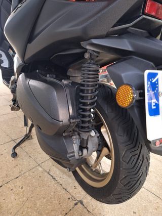 Yamaha XMAX 300 Tech MAX