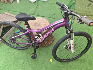 Bicicleta Ghost Morada