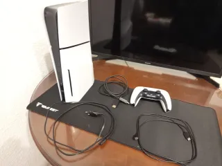 PlayStation 5 Slim 1TB con disco Como nueva