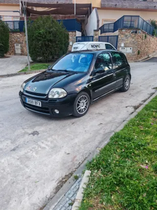 Renault Clio 2001