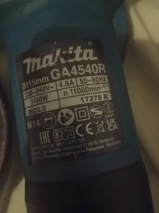 2 Radial Makita GA4540Ry regalo 6 hoja de lija