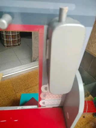 Cocinita de madera y restaurante