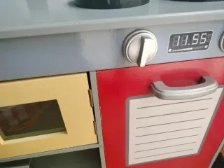 Cocinita de madera y restaurante