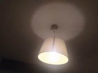 Lámpara de techo tela y plástico