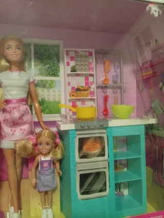 Barbie y Chelsea Pastelería
