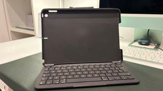 Pack iPad 9a generación WiFi 64Gb