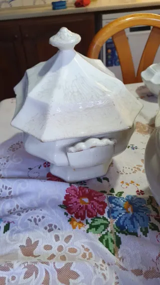 Conjunto de 5 soperas antiguas