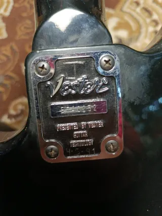 Bajo Vester 4 cuerdas