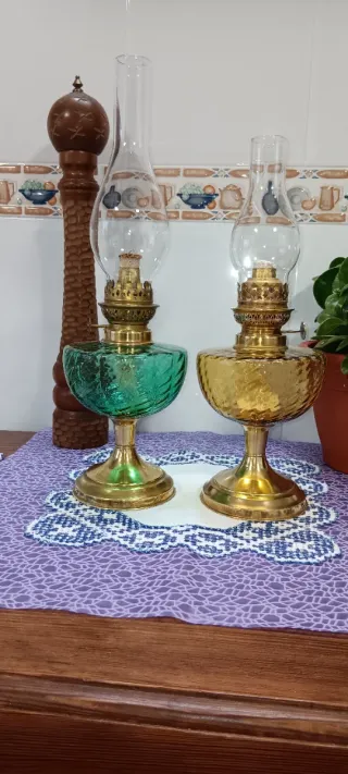 2 Lámparas de aceite estilo antiguo