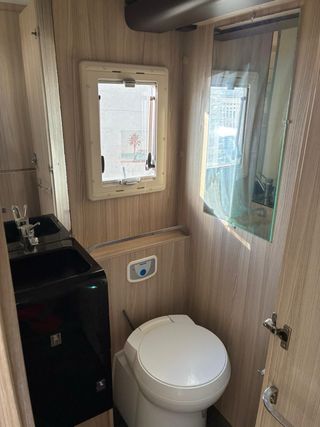 Autocaravana CI garaje