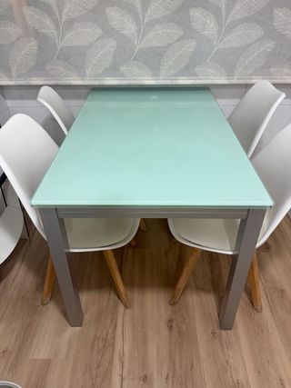 Mesa de cocina cristal y metal