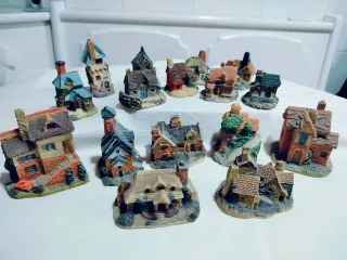 Colección 16 Casas Miniatura