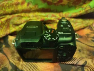 Fujifilm Finepix S1000fd Cámara Digital