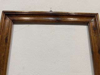 Marco antiguo de madera