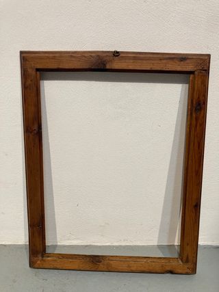 Marco antiguo de madera