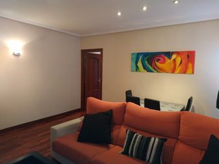 SE ALQUILA PISO AMUEBLADO EN PLAZA INMACULADA(LEÓN