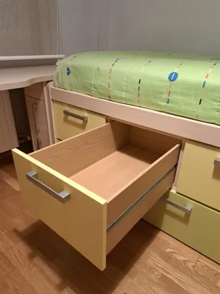 OPORTUNIDAD! Habitación infantil/juvenil completa