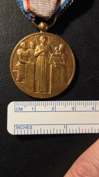 Medalla Devouement National Oro