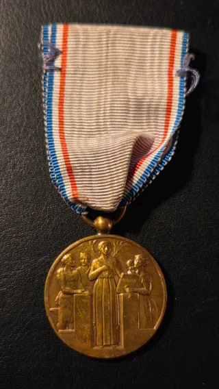 Medalla Devouement National Oro