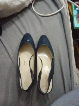 Zapatos de tacón André azules