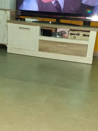 Mueble TV madera y metal