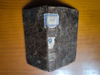 Tapas en piel.viator christianus in patria tendens