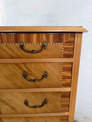 Cómoda de madera