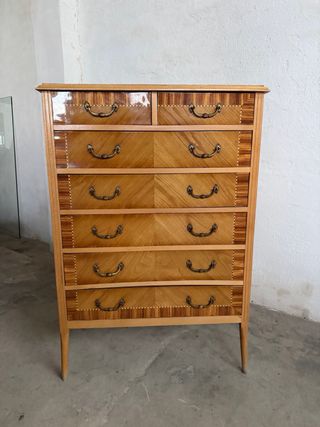 Cómoda de madera