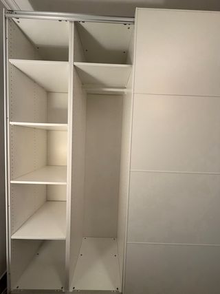 Armario blanco puertas correderas espejo