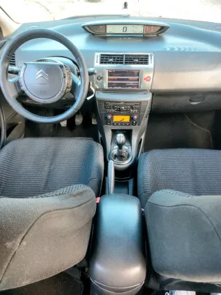 Citroen C4 1.6Hdi 90Cv ,pegatina B ,2009,