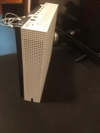 Consola Xbox One S Blanca