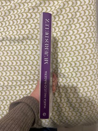 Mujeres de luz: Escandalosamente envidiadas