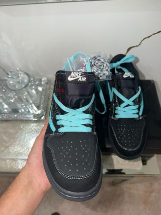 Nike travis talla 42