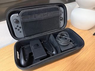 Nintendo Switch V2 Gris + Accesorios