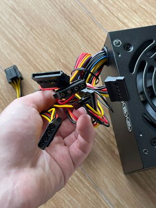 Fonte Unyka 500W para PC