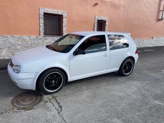 Volkswagen Golf 2001