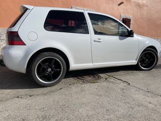 Volkswagen Golf 2001