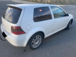Volkswagen Golf 2001