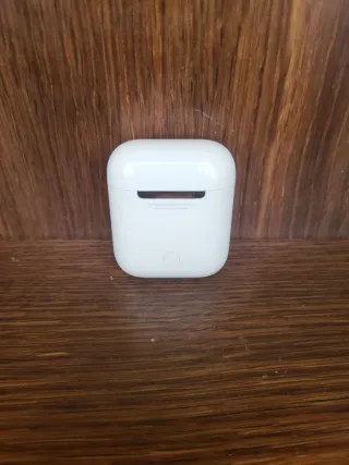 AirPods Apple