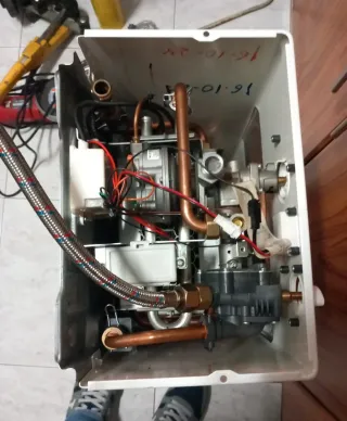 Calentador Gas Butano Thermor Blanco