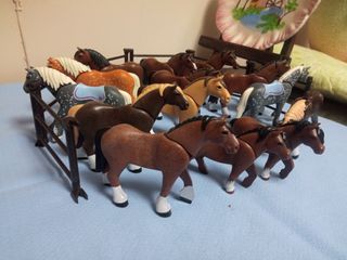 Lote 12 Caballos + 2 potros percherones Playmobil